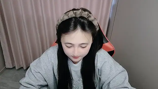 Snapshot of xxz98 chatting on April 21, 2026, 9:38 am xxz98 online show from April 21, 2026, 9:38 am