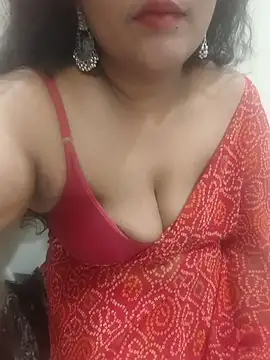 Snapshot of Aunty_Boy_143 chatting on July 28, 2026, 4:39 pm Aunty Boy 143 online show from July 28, 2026, 4:39 pm
