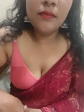 Snapshot of Aunty_Boy_143 chatting on July 29, 2026, 2:05 pm Aunty Boy 143 online show from July 29, 2026, 2:05 pm