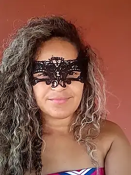 Snapshot of RaphinhaSanches chatting on October 14, 2025, 2:07 pm RaphinhaSanches online show from October 14, 2025, 2:07 pm