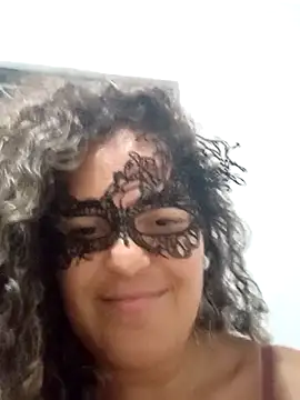 Snapshot of RaphinhaSanches chatting on December 15, 2025, 5:52 pm RaphinhaSanches online show from December 15, 2025, 5:52 pm