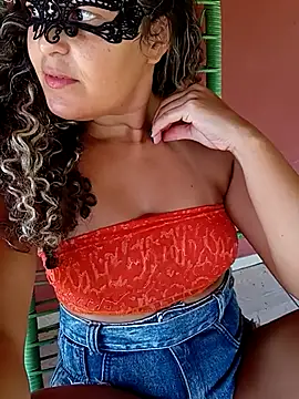 Snapshot of RaphinhaSanches chatting on November 28, 2025, 10:37 am RaphinhaSanches online show from November 28, 2025, 10:37 am