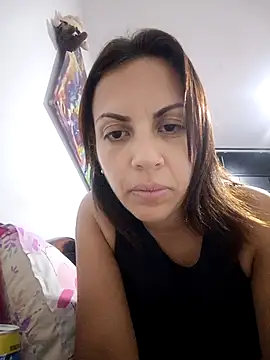 Snapshot of Antonellasex18 chatting on September 12, 2025, 5:18 am Antonellasex18 online show from September 12, 2025, 5:18 am