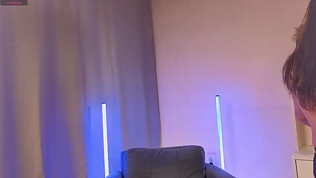 Snapshot of EvonTracey chatting on November 12, 2025, 11:14 am EvonTracey online show from November 12, 2025, 11:14 am