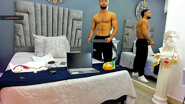 emilio brandon online show from December 21, 2025, 1:13 pm