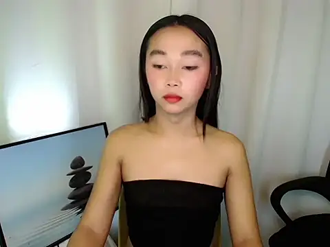 Snapshot of SultryCyraFoxmore chatting on August 4, 2026, 3:11 am SultryCyraFoxmore online show from August 4, 2026, 3:11 am