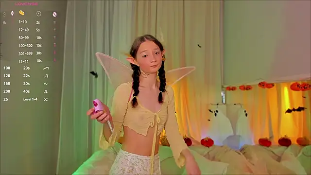 Snapshot of MilliMouse chatting on October 29, 2025, 11:47 pm MilliMouse online show from October 29, 2025, 11:47 pm