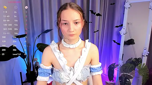 Snapshot of MilliMouse chatting on October 28, 2025, 6:40 pm MilliMouse online show from October 28, 2025, 6:40 pm