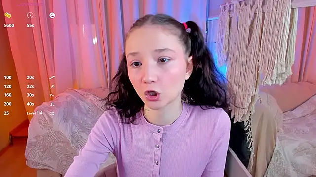 Snapshot of MilliMouse chatting on October 14, 2025, 1:50 am MilliMouse online show from October 14, 2025, 1:50 am