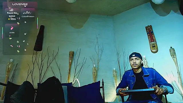 MarcusRain  online show from November 16, 2025, 7:18 pm