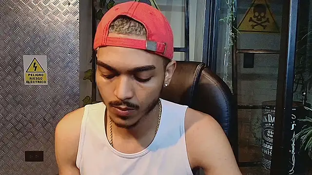 MarcusRain  online show from February 25, 2026, 3:40 am