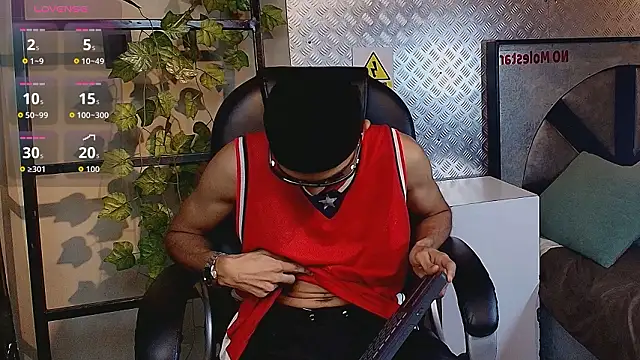 MarcusRain  online show from February 3, 2026, 3:48 am