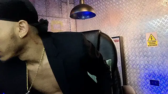 MarcusRain  online show from March 10, 2026, 11:42 pm