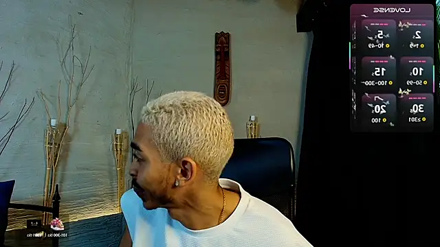 MarcusRain  online show from October 26, 2025, 7:47 pm