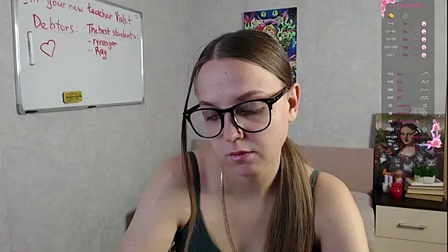 Snapshot of Violetwin chatting on October 17, 2025, 5:48 pm Violetwin online show from October 17, 2025, 5:48 pm