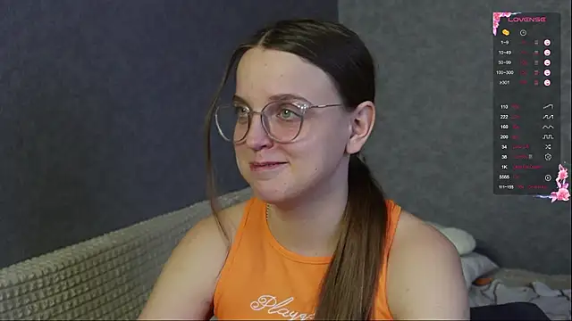 Snapshot of Violetwin chatting on March 23, 2026, 3:12 pm Violetwin online show from March 23, 2026, 3:12 pm