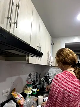 Snapshot of Samantha_2190 chatting on November 27, 2025, 2:56 am Samantha 2190 online show from November 27, 2025, 2:56 am