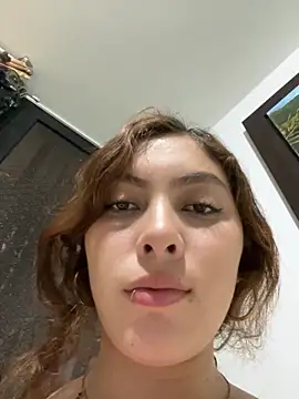 Snapshot of Samantha_2190 chatting on November 25, 2025, 3:51 am Samantha 2190 online show from November 25, 2025, 3:51 am