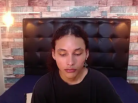Andrew Landry online show from October 6, 2025, 3:02 pm