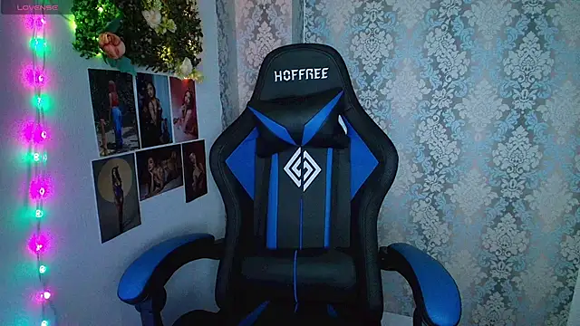 Snapshot of CinthiaCarter chatting on November 10, 2025, 4:50 am CinthiaCarter online show from November 10, 2025, 4:50 am