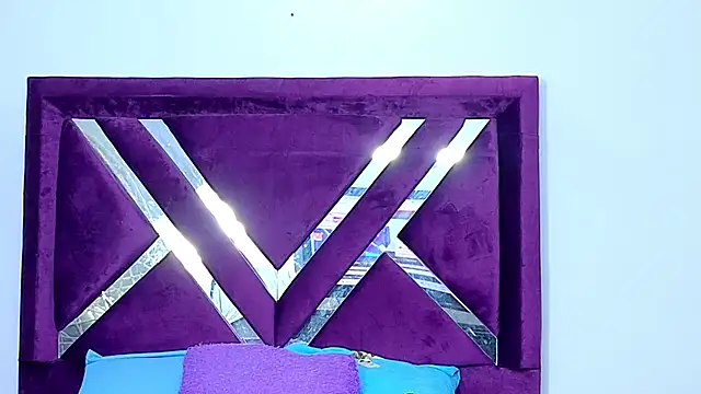 Lushy sweet online show from November 22, 2025, 3:05 am