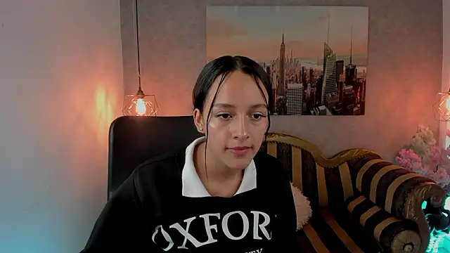 Snapshot of Salome_Smitth_1 chatting on March 12, 2026, 8:35 pm Salome Smitth 1 online show from March 12, 2026, 8:35 pm