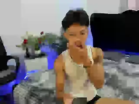 jersthebigfuckerxxx online show from September 30, 2025, 2:28 am