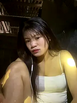 Ngoc 2k5 online show from October 7, 2025, 2:12 am