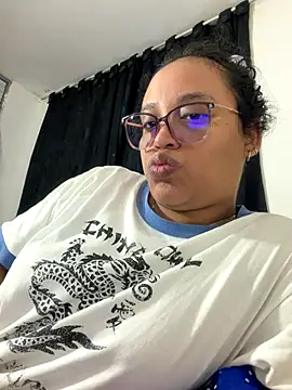 Snapshot of angels_evil chatting on December 3, 2025, 2:56 am angels evil online show from December 3, 2025, 2:56 am