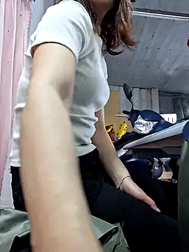 irina hana online show from March 1, 2026, 12:54 am