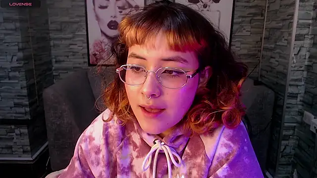 Snapshot of Shizuko_b chatting on October 7, 2025, 3:07 am Shizuko b online show from October 7, 2025, 3:07 am