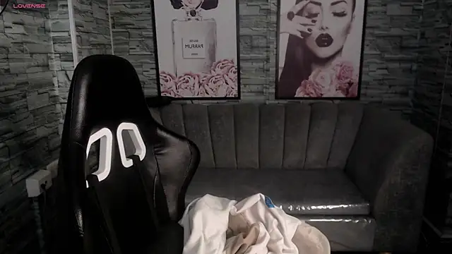 Snapshot of Shizuko_b chatting on September 30, 2025, 3:12 am Shizuko b online show from September 30, 2025, 3:12 am