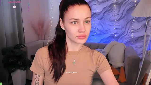 Aria Mila online show from May 10, 2026, 2:59 am