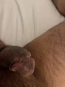 Snapshot of Moy27m chatting on November 21, 2025, 10:42 pm Moy27m online show from November 21, 2025, 10:42 pm