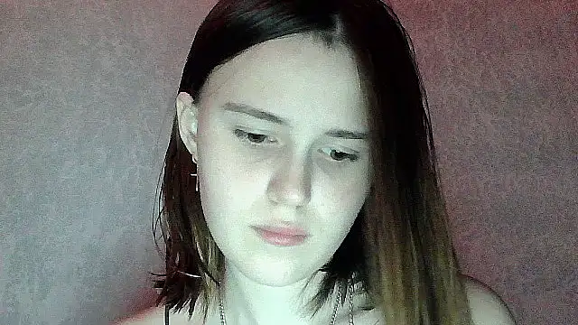 SweetLoraa online show from November 3, 2025, 5:49 pm