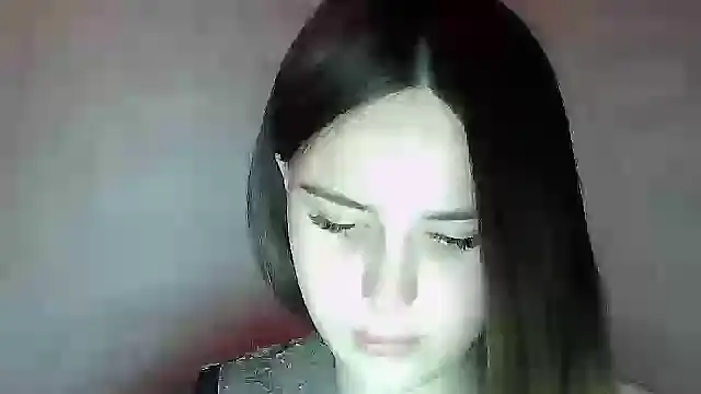 Snapshot of SweetLoraa chatting on April 27, 2026, 8:51 pm SweetLoraa online show from April 27, 2026, 8:51 pm