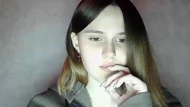 SweetLoraa online show from October 22, 2025, 2:44 am