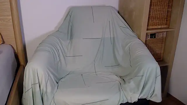 sweetpenelopexxx online show from October 31, 2025, 2:24 pm