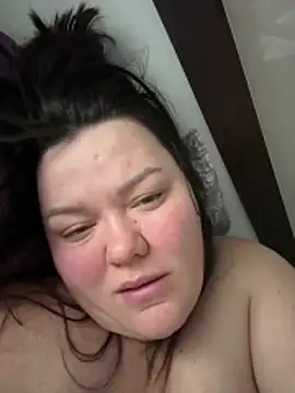 Snapshot of SunnyLeila2101 chatting on February 16, 2026, 1:59 am SunnyLeila2101 online show from February 16, 2026, 1:59 am