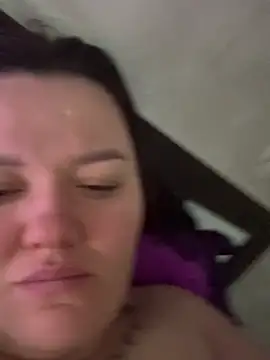 Snapshot of SunnyLeila2101 chatting on March 14, 2026, 10:27 pm SunnyLeila2101 online show from March 14, 2026, 10:27 pm