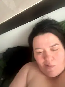 Snapshot of SunnyLeila2101 chatting on November 8, 2025, 10:08 am SunnyLeila2101 online show from November 8, 2025, 10:08 am