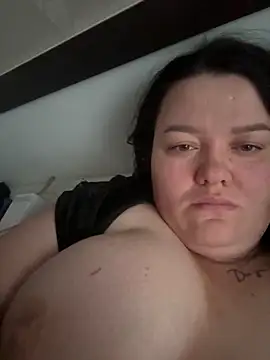 Snapshot of SunnyLeila2101 chatting on November 20, 2025, 5:30 am SunnyLeila2101 online show from November 20, 2025, 5:30 am