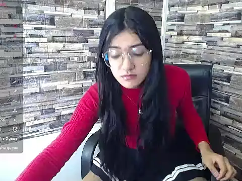 Snapshot of chrissyhotx chatting on October 15, 2025, 12:35 pm chrissyhotx online show from October 15, 2025, 12:35 pm