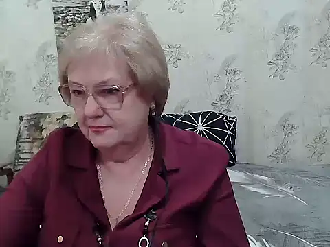 Renata62011 online show from April 23, 2026, 12:11 pm