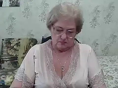 Renata62011 online show from October 8, 2025, 10:50 am