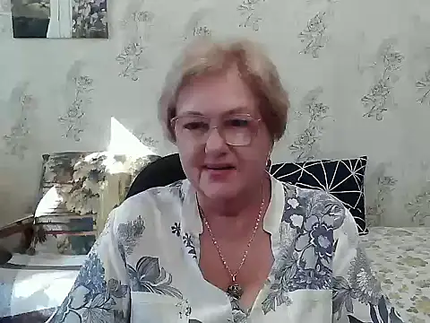 Renata62011 online show from September 19, 2025, 11:47 am