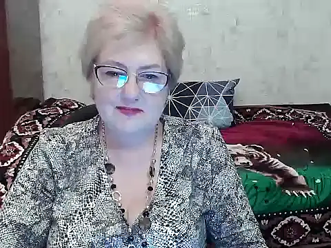 Snapshot of Renata62011 chatting on June 25, 2026, 12:21 pm Renata62011 online show from June 25, 2026, 12:21 pm