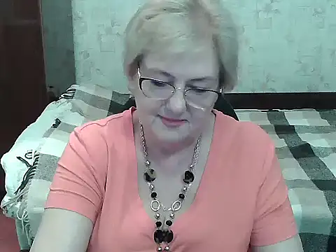 Snapshot of Renata62011 chatting on July 6, 2026, 3:14 pm Renata62011 online show from July 6, 2026, 3:14 pm
