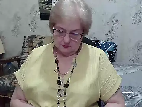 Renata62011 online show from June 18, 2026, 11:59 am