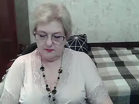 Snapshot of Renata62011 chatting on July 9, 2026, 12:26 pm Renata62011 online show from July 9, 2026, 12:26 pm